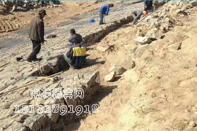 護(hù)岸格賓石籠